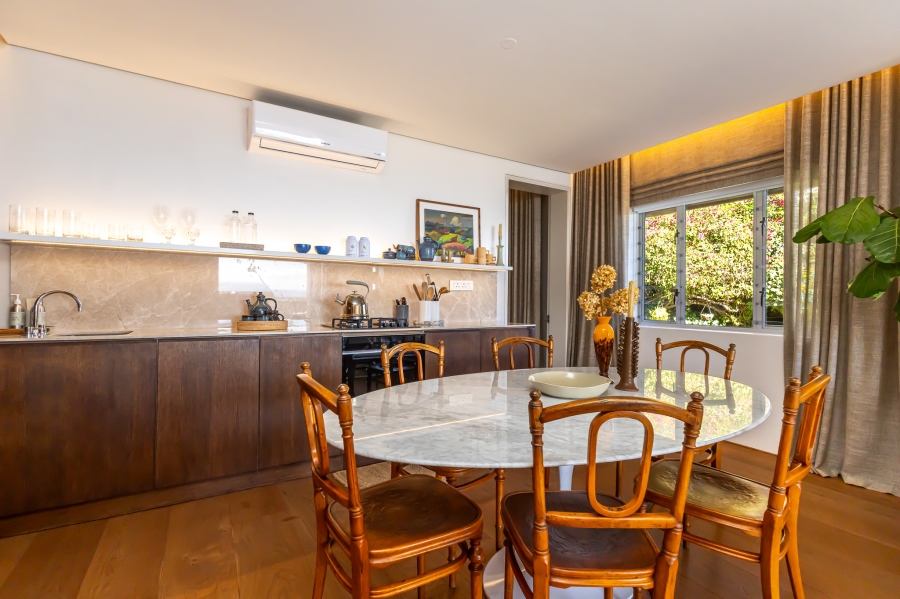1 Bedroom Property for Sale in Sea Point Western Cape